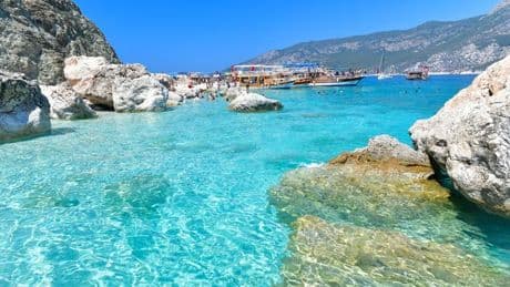 Beautiful European seaside city named 'Dubai dupe' but with cheap £87 flights