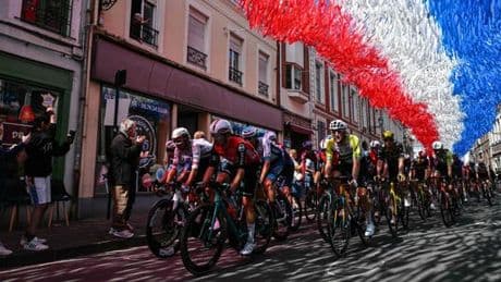 EN DIRECT | Tour de France 2025 : huit coureurs dont Mathieu van der Poel dans l’échappée de la sixième étape, entre Bayeux et Vire-Normandie