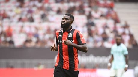 Ligue 1 : l’OGC Nice se reprend et enfonce Nantes