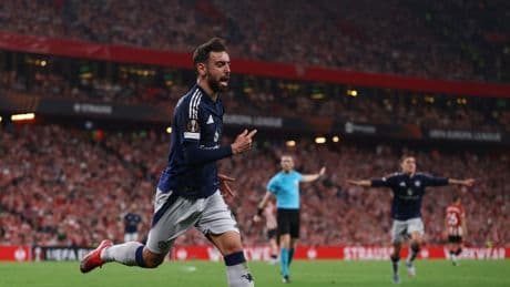 El Manchester United silencia San Mamés