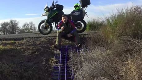 ¿Qué son los pasos salvacunetas y por qué deben estar protegidos? Un exguardia civil responde