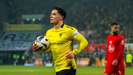 Hearts sees Jamestown transfer machine jump into life as deal for German third tier ace in motion