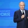 Vladimir Poutine promulgue de nouvelles lois pour museler davantage les voix dissidentes en Russie