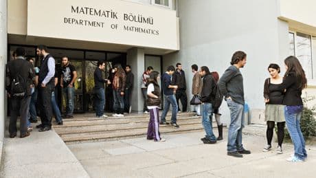Öğrencilere burs tuzağı, dolandırıcılar işbaşında!
