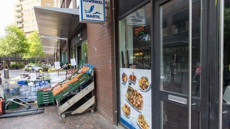 Viswinkel Amsterdam weer zes maanden dicht na beschieting