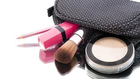 Nueve kits de belleza para la escapada veraniega perfecta