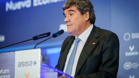 Escrivá niega que el Banco de España tenga capacidad técnica para analizar las pensiones
