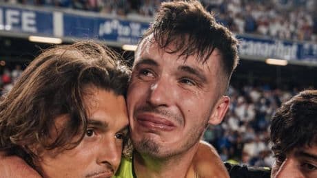 El emotivo adiós de Valery a la afición del Girona