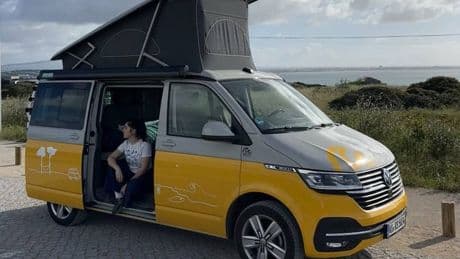 Nos vamos de ruta con la Volkswagen California Ocean entre acantilados y aguas cristalinas
