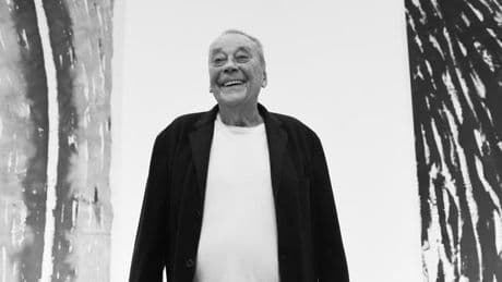 Günther Uecker: Günther Uecker trifft den Nagel auf den Kopf