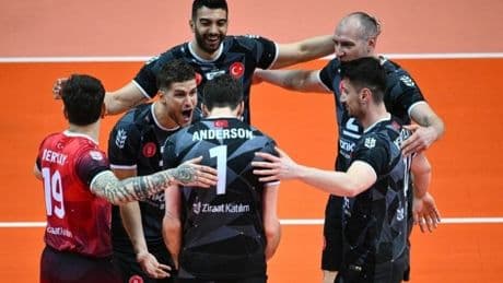 Efeler Ligi'nde şampiyon Ziraat Bankkart