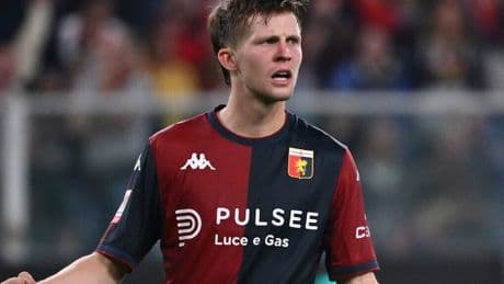 <p>Genoa-Lecce: orario, diretta, probabili formazioni e dove vedere in tv e streaming la Serie A</p>