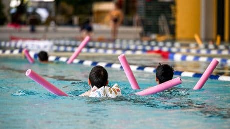 Prozess: Gericht verweigert Ausnahme für Schwimmunterricht