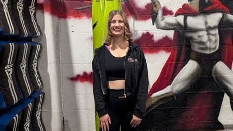 Renfrewshire personal trainer sets up free self defence classes for local mums and daughters