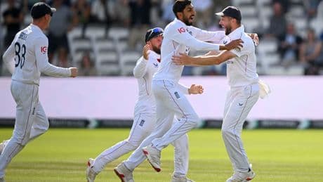Shoaib Bashir defies injury to claim final wicket in dramatic England win over India
