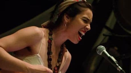 Muere Luvi Torres, la cantante argentina que rechazó tratarse el cáncer para seguir su método de autosanación