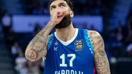 Vincent Poirier, una ausencia sensible para Francia...y todavía más para Anadolu Efes
