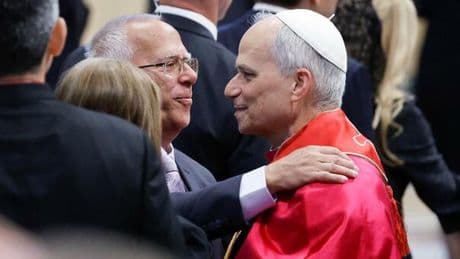 Louis Prevost, il fratello di papa Leone e quell?abbraccio fuori dal protocollo: «Che gioia stringerlo forte»
