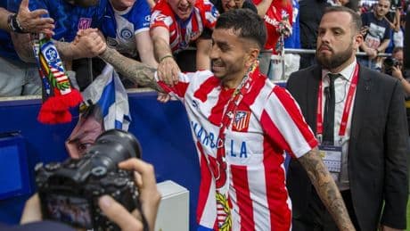 ¿Ampara el reglamento FIFA a Correa si quisiese forzar su salida del Atlético?