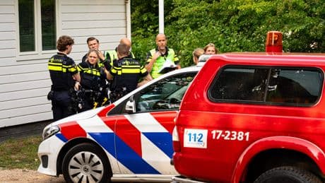 Zoektocht naar barende vrouw (23) in bos bij Rockanje: ’Dringend medische hulp nodig’