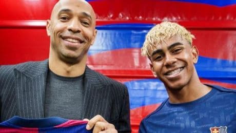 Lamine cumple su promesa con Henry