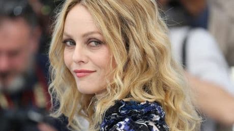 Vanessa Paradis de retour avec le single "Bouquet final" après sept ans d'absence