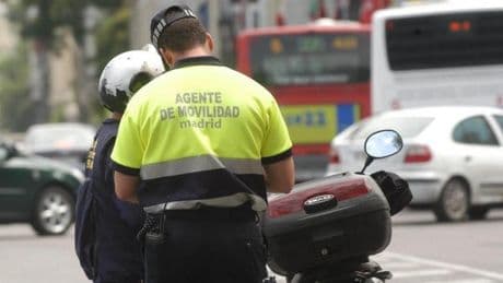Confirman tres años de cárcel para el agente de Movilidad de Madrid que falsificó datos para multar al amante de su ex