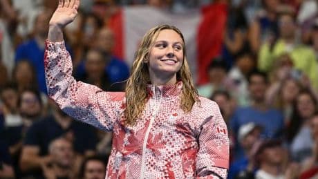 Natation : la Canadienne Summer McIntosh bat le record du monde du 200 m quatre nages, deux jours après un autre record