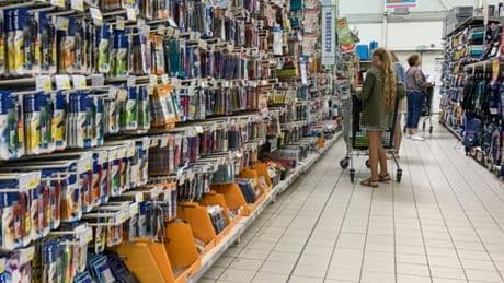 Une forte baisse du prix des fournitures scolaires, selon l’association Familles de France