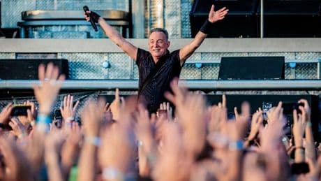 Bruce Springsteen’s New Surprise Release Is A Quick Strong Seller
