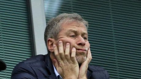 Lío con la venta del Chelsea: amenaza de demanda