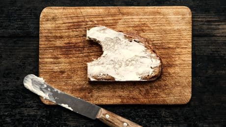 Ranzige Butter: Wie lange darf man Butter eigentlich lagern?