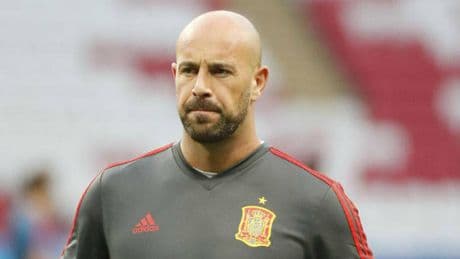 Pepe Reina se retira del fútbol tras 25 años de carrera: "Ha llegado el momento, me apetece cerrarlo aquí"