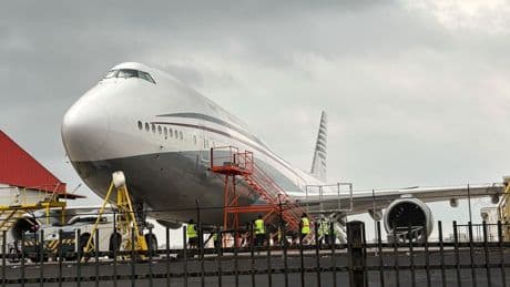 International: USA nehmen geschenkten Jumbojet von Katar offiziell an
