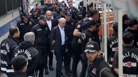 İstanbul'da 'yolsuzluk' soruşturması! Şüphelilerin emniyetteki ifadelerine ulaşıldı