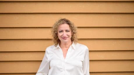 Ana Morales, psicóloga: “Los atracones aumentan en septiembre. No son un problema de gula, sino la consecuencia directa de ciclos de restricción, hambre y ansiedad”