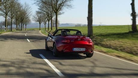 Seis coches nuevos que acaban de llegar al mercado español para que el verano sea algo más divertido