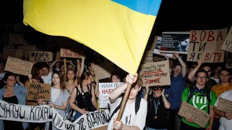 Korruption in der Ukraine: Wie Selenskyj den Kampf gegen die Korruption bekämpft
