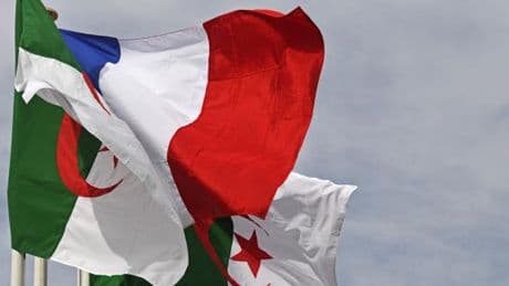 L’Algérie accuse la France de s’exonérer « de ses responsabilités » après les mesures de rétorsion préconisées par Emmanuel Macron