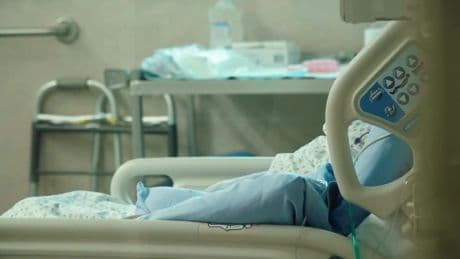 Alberta concerned with federal plan to accept newcomer parents, grandparents