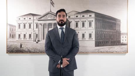 El juez cita a Alvise el 6 de junio por el falso positivo de Illa