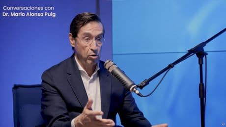Mario Alonso Puig, neurocirujano: “El bienestar de los sentidos nos da placer momentáneo, la felicidad nace del corazón”