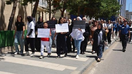 Sivas'ta kadınlar, Gonca Özdemir için yürüdü: Her kadın yaşam hakkına sahiptir