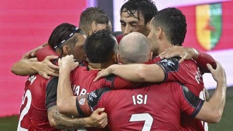 El Rayo Vallecano pone pie y medio en la fase final de la Conference tras vencer al Neman Grodno bielorruso