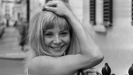 Coronation Street star Barbara Ferris dies as tributes pour in
