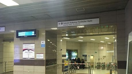 Taksim-Kabataş Füniküler Hattı'nda arıza! Seferler durduruldu