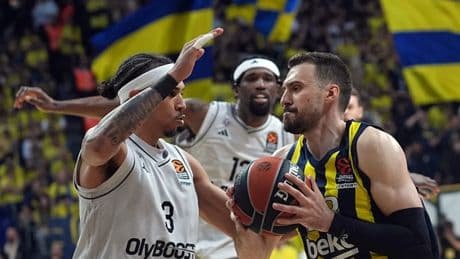 Fenerbahçe Beko, Paris'i mağlup ederek seride 2-0 öne geçti