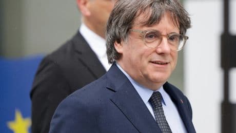 Puigdemont pide recusar a tres jueces y paraliza la admisión de su recurso en el Tribunal Constitucional
