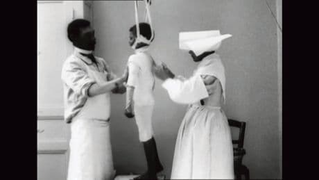 « Handicap, aux origines du combat » sur LCP : quand la France laisse les personnes en situation de handicap au pas de la porte