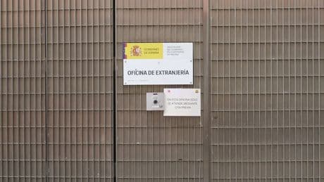 Convocan una nueva huelga en Extranjería por el &quot;caos&quot; surgido tras el nuevo reglamento